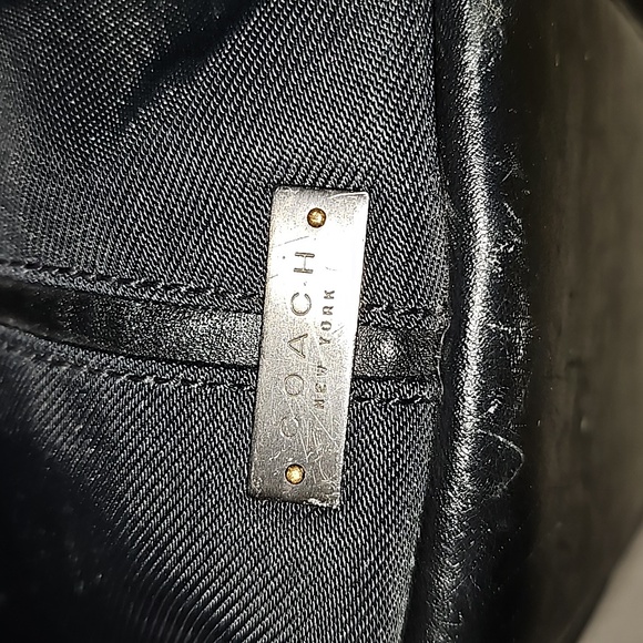 Coach Bags Coach Vintage 7402 Legacy Nylon/Leather Black VGUC - Picture 4 of 17